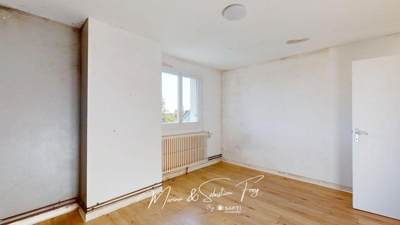 Maison - 121 m² - 5 pièces