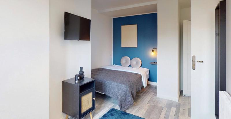 Appartement - 100 m² - 6 pièces