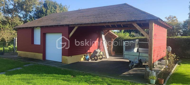 Maison - 218 m² - 7 pièces