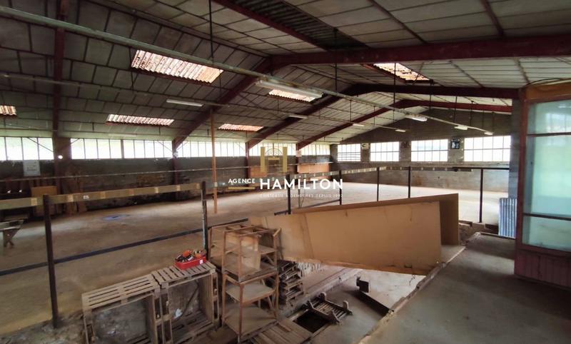 Entrepôt - 760 m² - 1 pièce