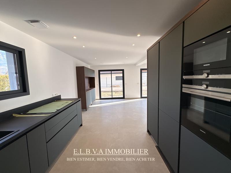 Maison contemporaine - 130 m² - 4 pièces
