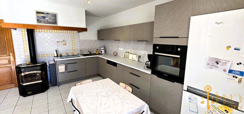 Maison de village - 100 m² - 4 pièces