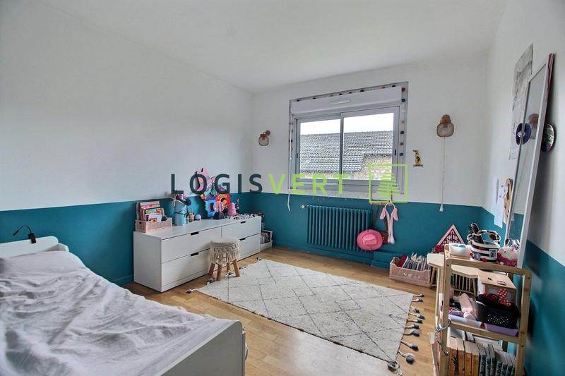 Maison - 147 m² - 8 pièces