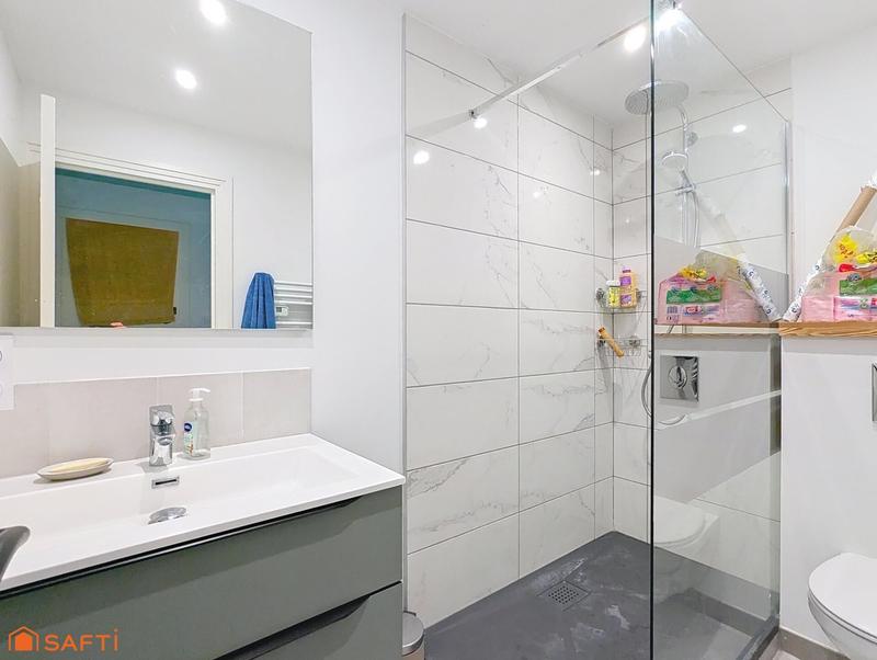 Appartement - 77 m² - 5 pièces