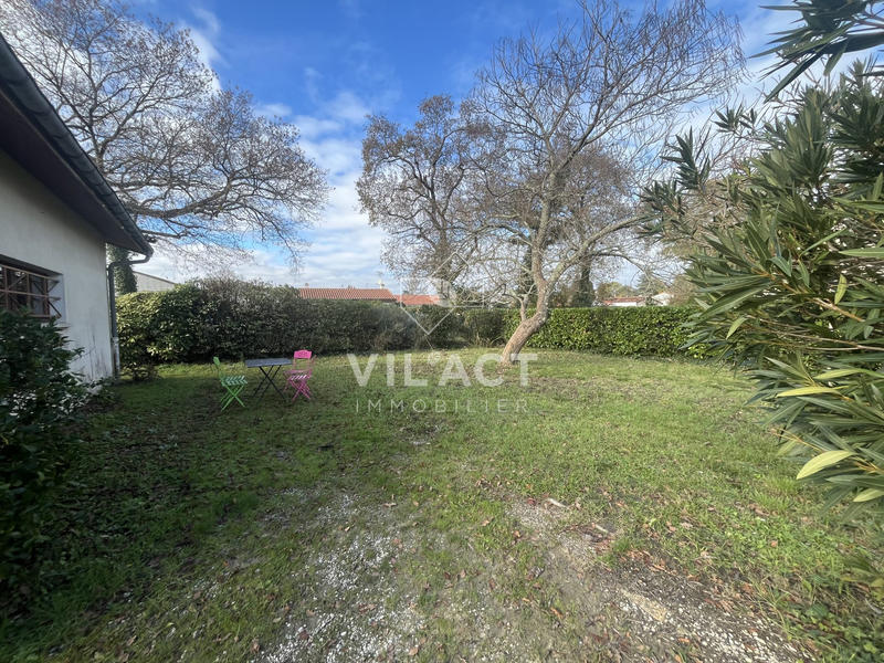 Maison - 200 m² - 7 pièces