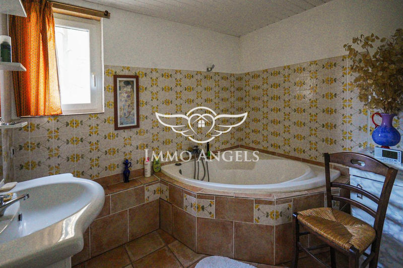 Maison ancienne - 360 m² - 18 pièces