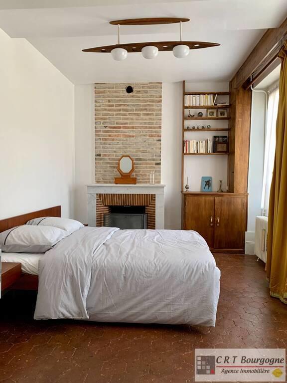 Maison ancienne - 164 m² - 7 pièces