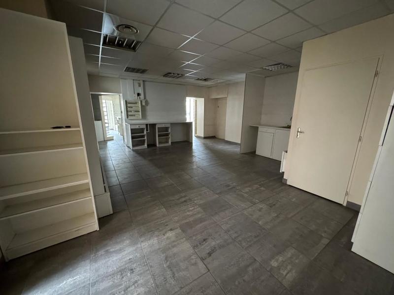 Local commercial - 128 m²