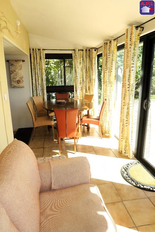 Maison - 230 m² - 9 pièces