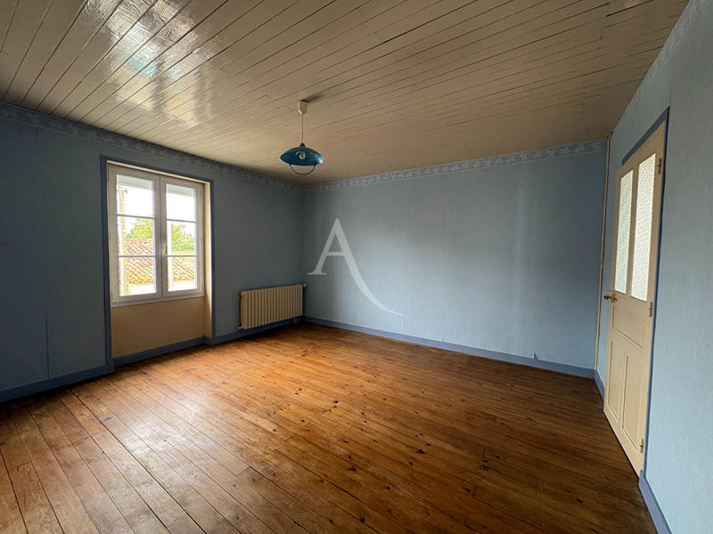 Maison - 122 m² - 5 pièces