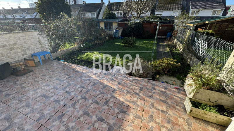 Maison - 92 m² - 6 pièces