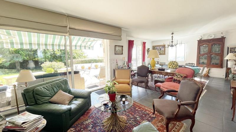 Maison - 192 m² - 6 pièces