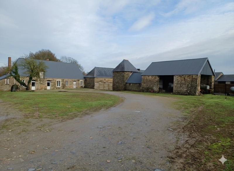 Ferme - 400 m² - 4 pièces