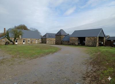 Ferme - 400 m² - 4 pièces