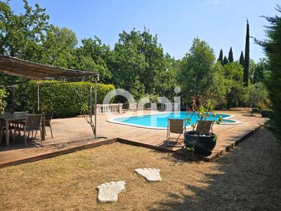 Villa - 195 m² - 6 pièces