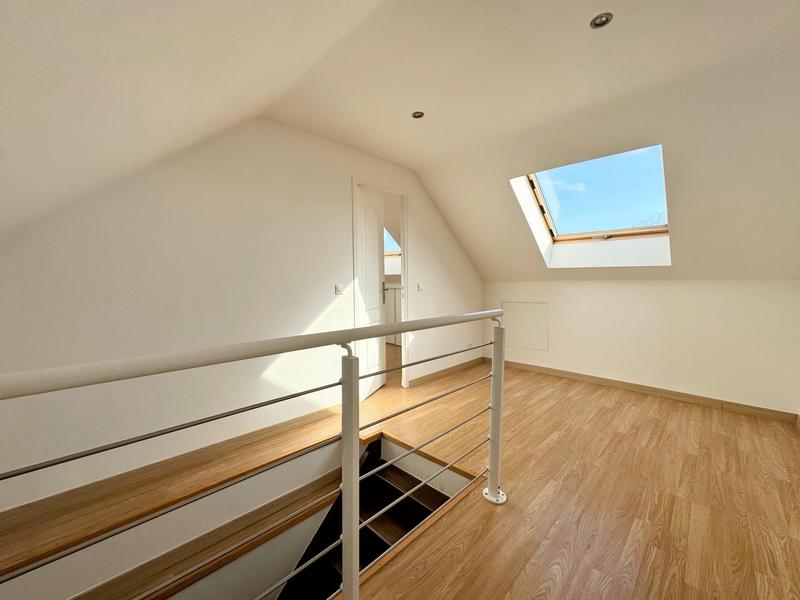 Maison - 102 m² - 5 pièces