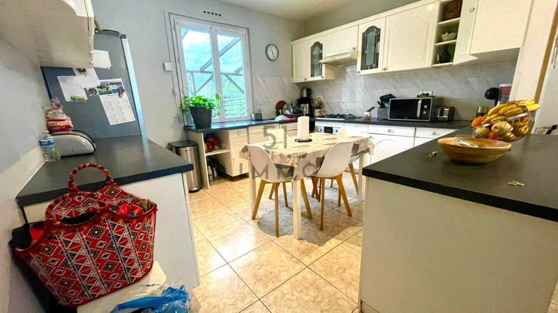 Maison - 102 m² - 4 pièces