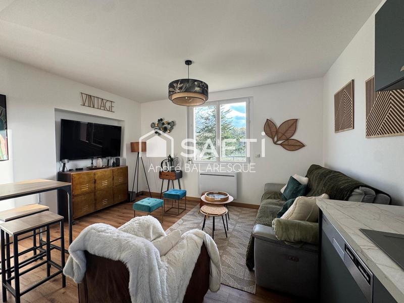 Maison - 93 m² - 6 pièces