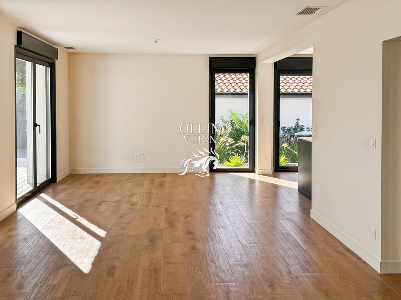 Villa - 150 m² - 6 pièces