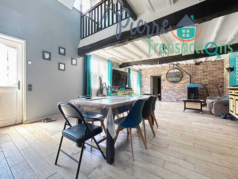 Maison ancienne - 161 m² - 7 pièces