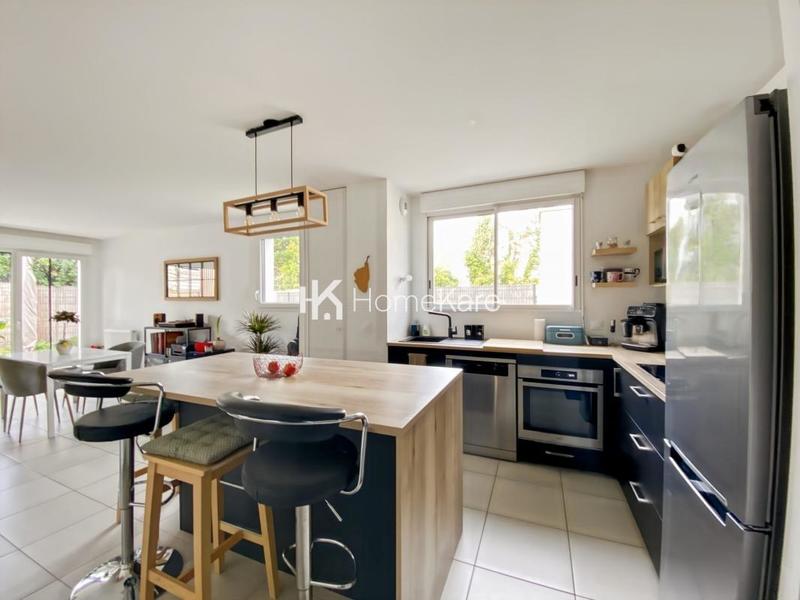 Maison - 90 m² - 4 pièces