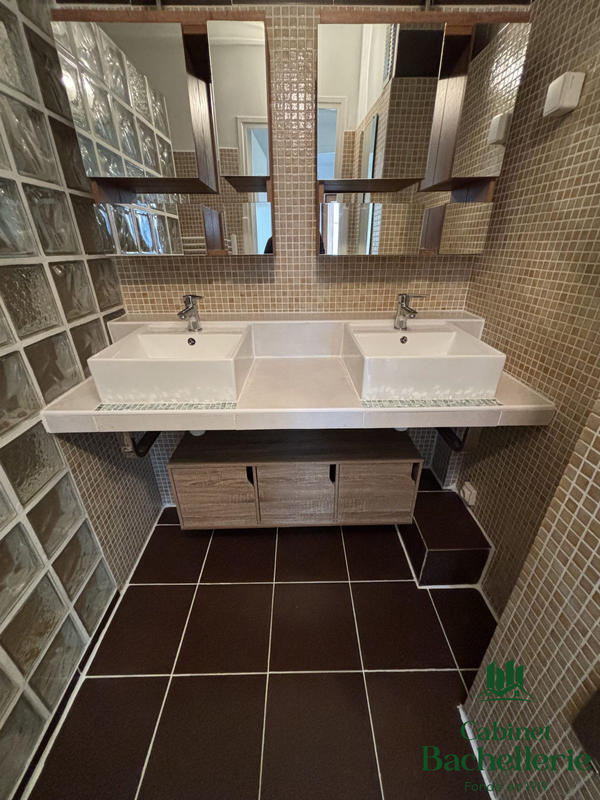 Appartement - 55 m² - 3 pièces