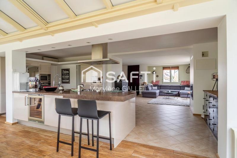 Maison - 164 m² - 6 pièces