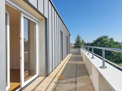 Appartement - 80 m² - 4 pièces