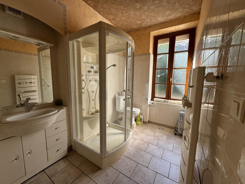 Maison - 180 m² - 4 pièces