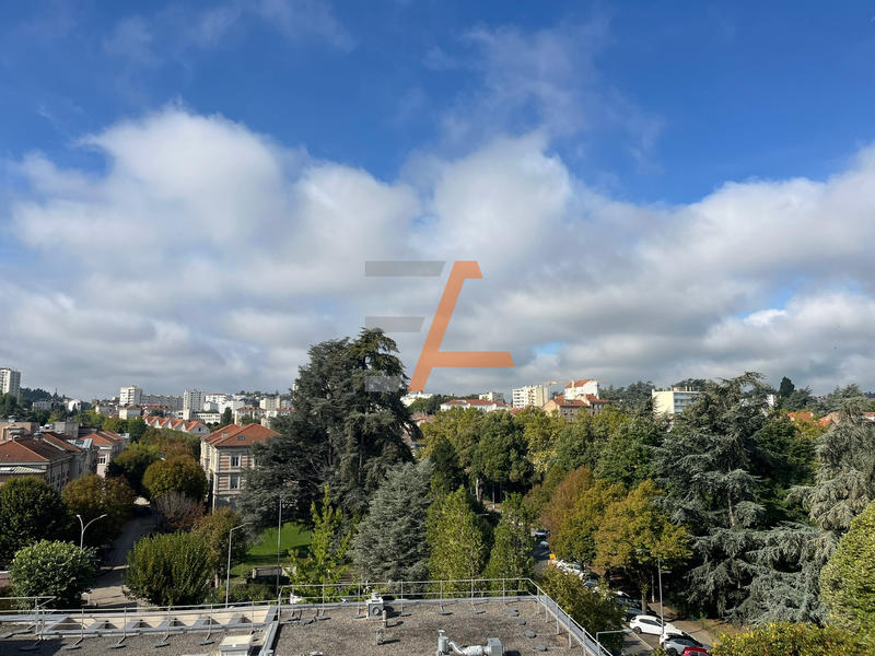 Appartement - 67 m² - 4 pièces