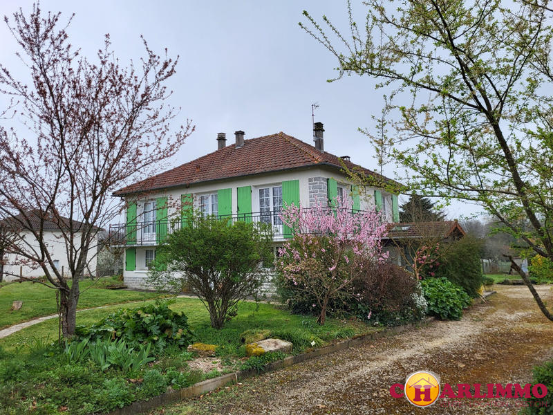 Maison traditionnelle - 133 m² - 6 pièces