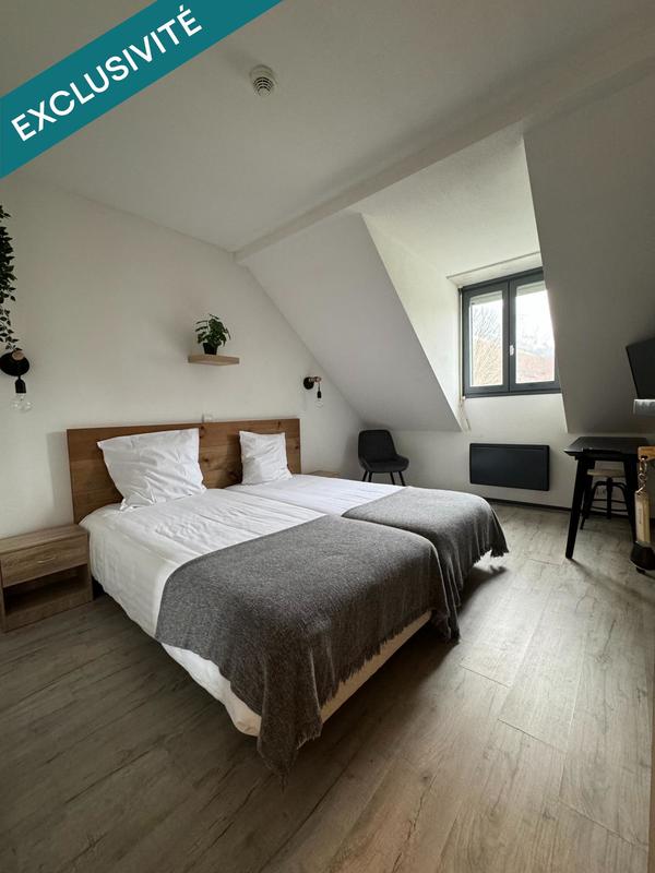 Maison - 600 m² - 15 pièces