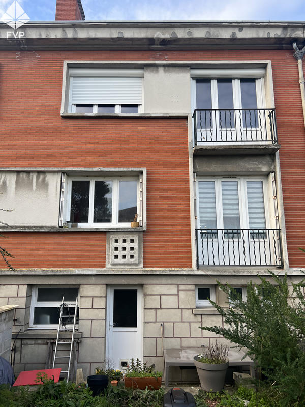 Maison - 92 m² - 4 pièces