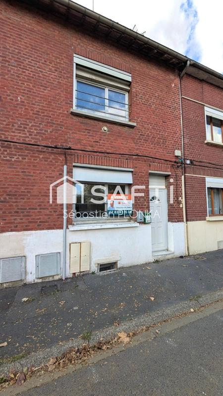 Maison - 86 m² - 5 pièces