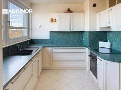 Appartement - 101 m² - 3 pièces