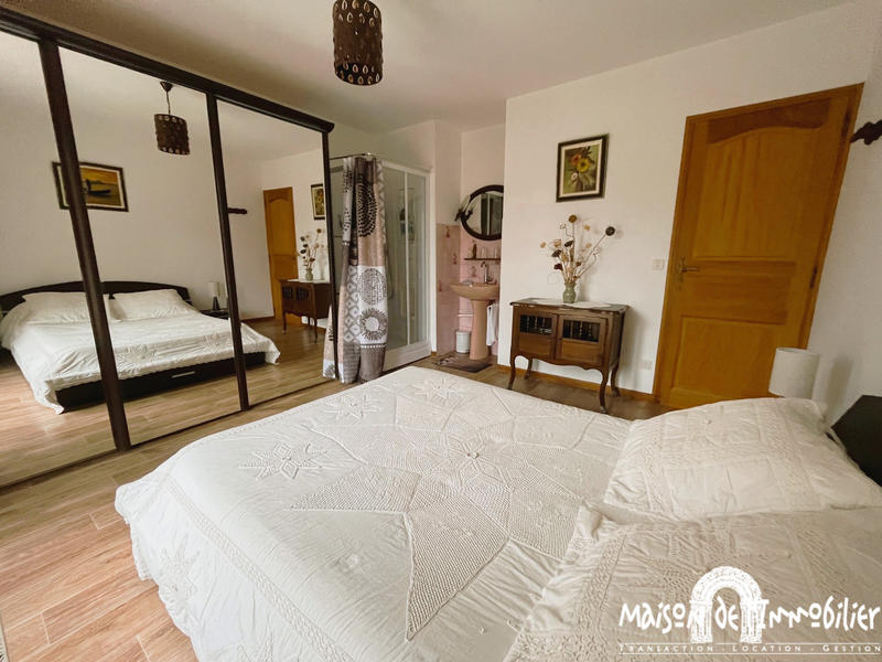 Maison - 161 m² - 6 pièces