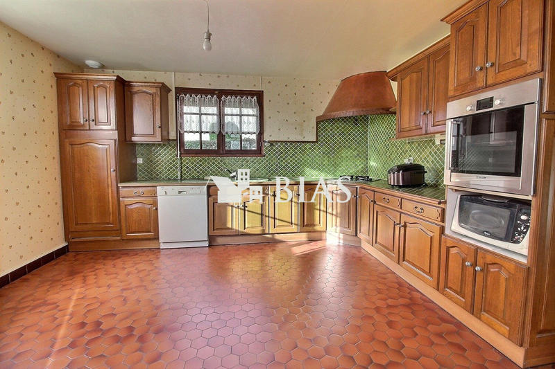 Maison - 95 m² - 4 pièces