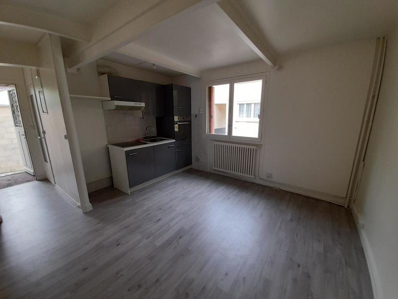 Maison - 190 m² - 9 pièces