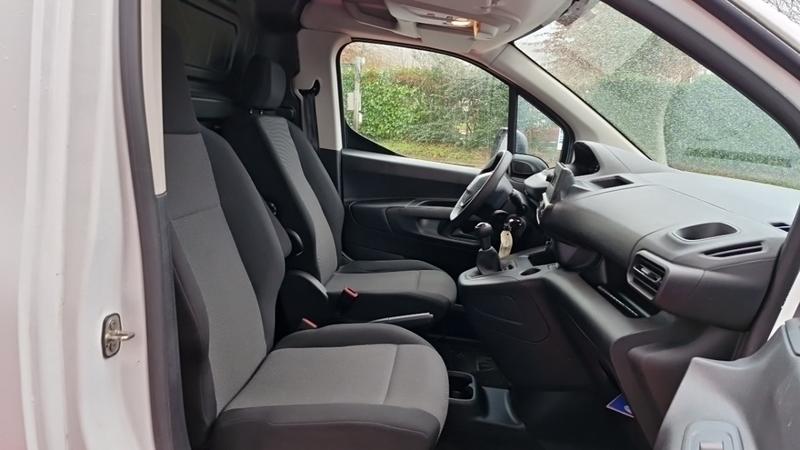 Peugeot Partner Fourgon Standard 1000 Kg Bluehdi 100 Ss Bvm5 Pro