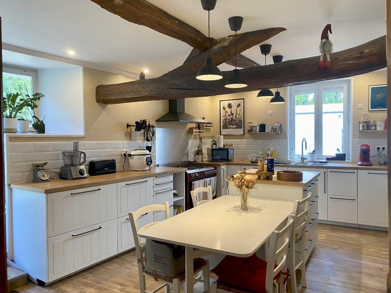 Maison de village - 300 m² - 8 pièces