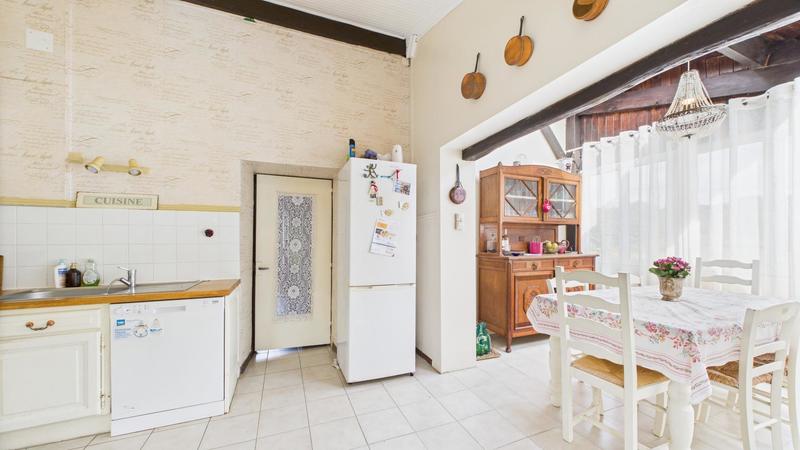 Maison - 160 m² - 8 pièces