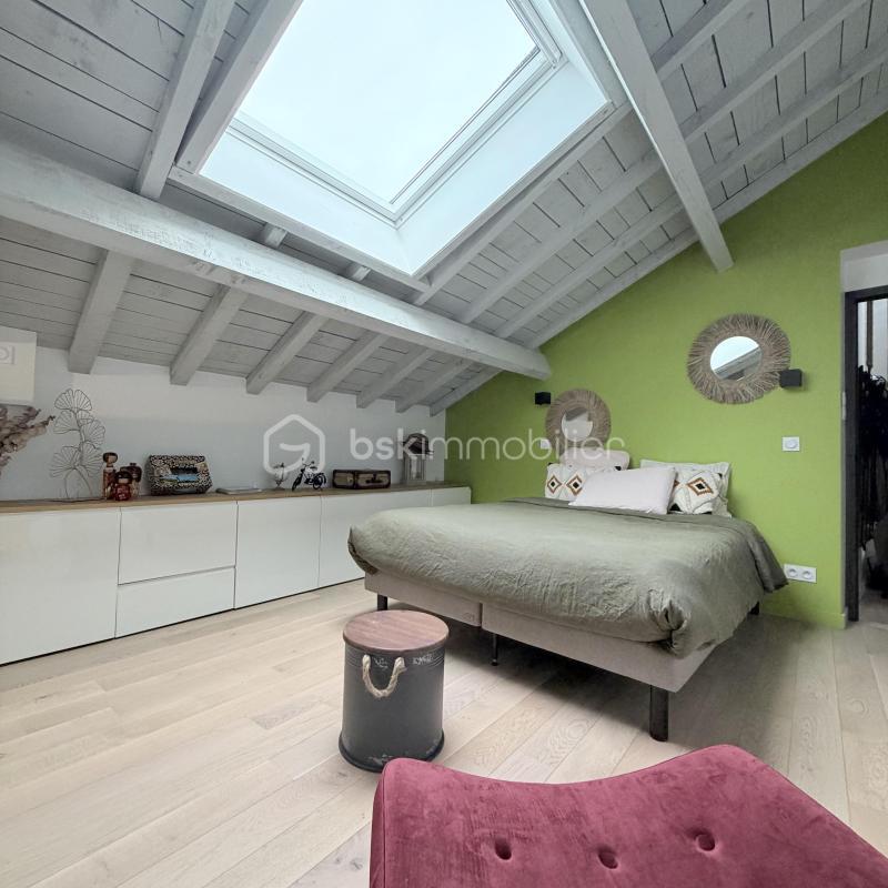 Appartement - 189 m² - 6 pièces