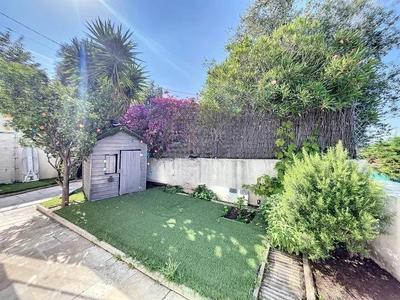 Appartement - 77 m² - 4 pièces