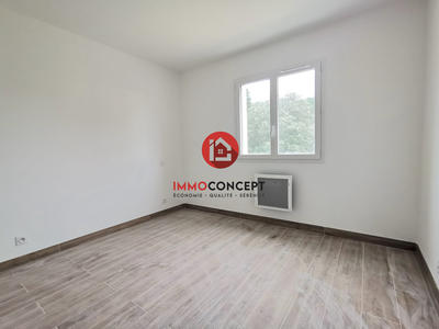 Villa - 93 m² - 4 pièces