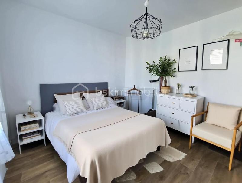 Maison - 162 m² - 6 pièces