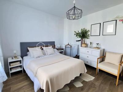 Maison - 162 m² - 6 pièces