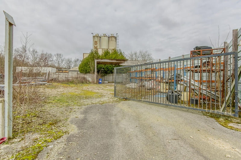 Local commercial - 517 m² - 10 pièces