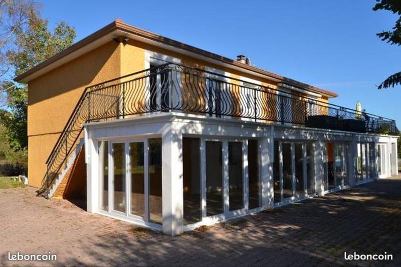 Villa - 195 m² - 7 pièces