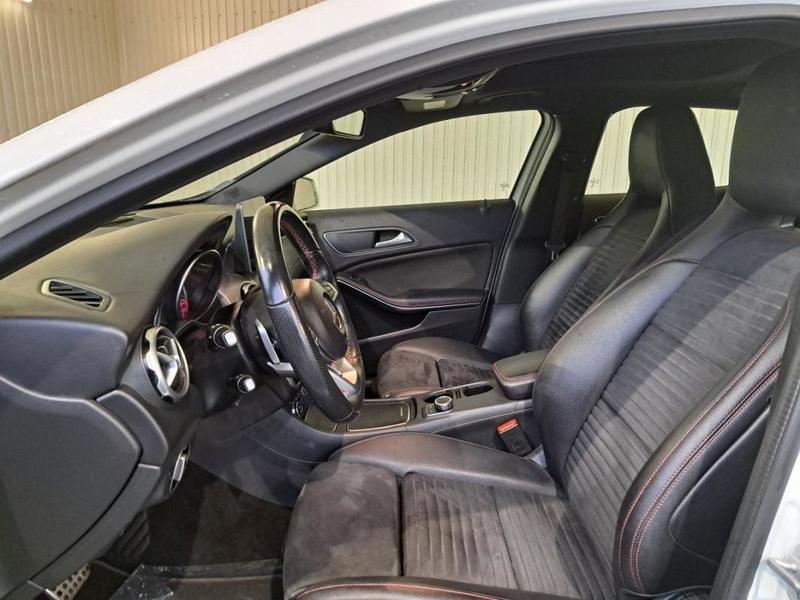 Mercedes Gla 200 d 7-G Dct Fascination