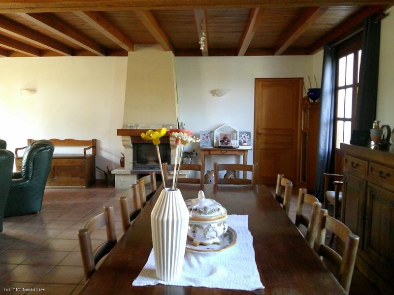 Propriété - 220 m² - 10 pièces